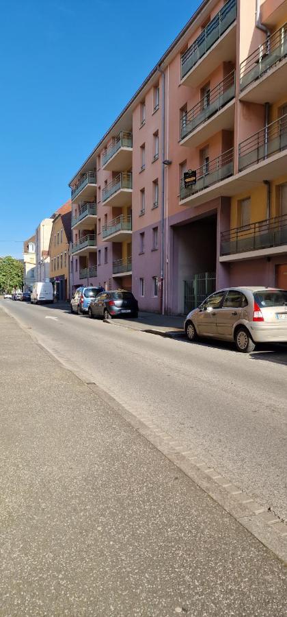 Les Capucins - Centre - Parking Inclus Apartment *